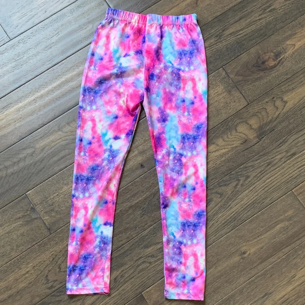 Stylish and Elegant Kids Tie-Dye Leggings. Pre-owned. Size: M(10/12).